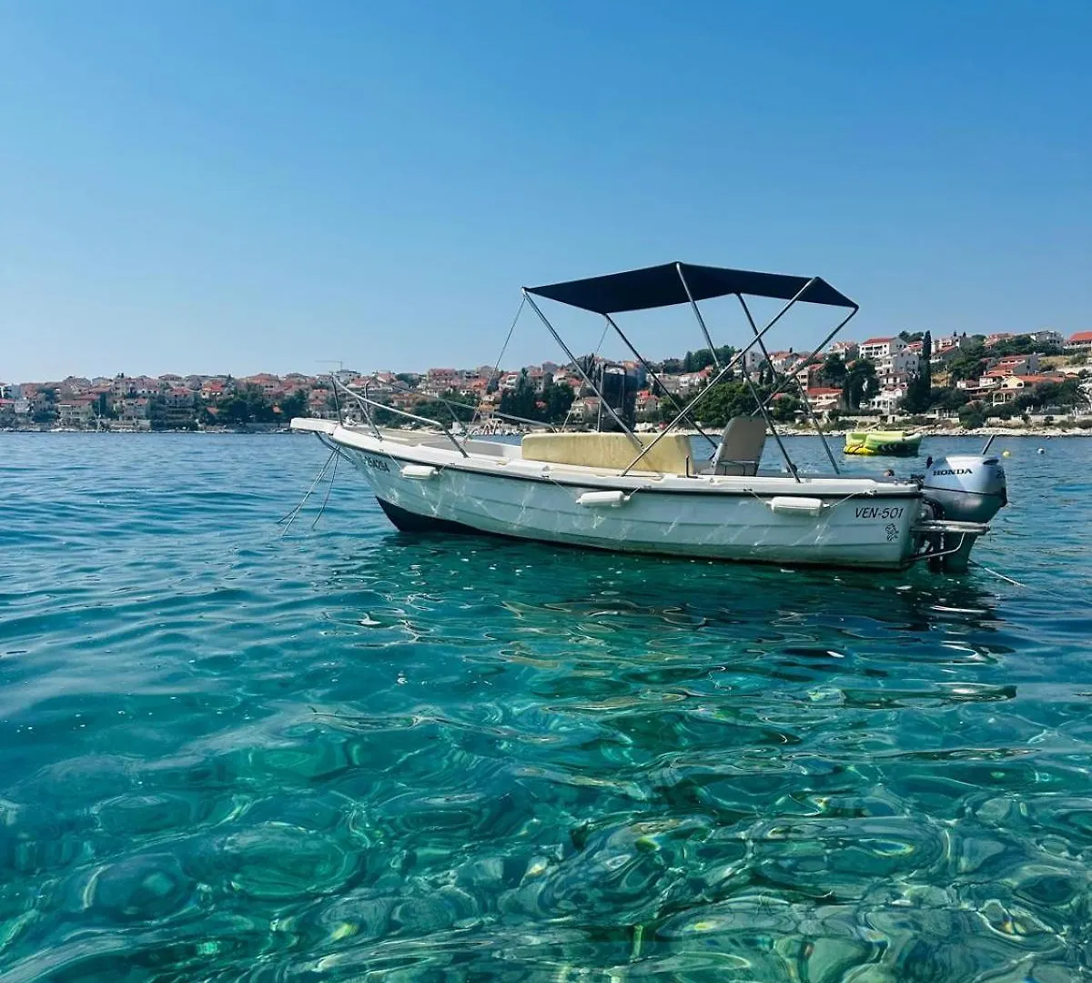 Apartment Medusalina-Bora Trogir Croatia