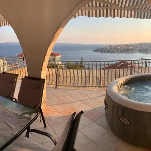 Apartment Mira, Trogir
