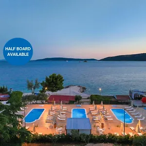 Apartment Medena, Trogir